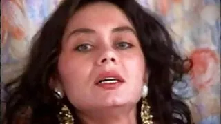 Busty انجیلا سفید. ایک سیاہ فام آدمی کے ساتھ جنسی تعلقات کے بارے فیلم سکسی روسی میں بات کریں ۔