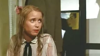 نوجوان سکس فلم روسی سنہرے بالوں والی ڈاکٹر ایک آدمی کے مرگا بند گیندوں.