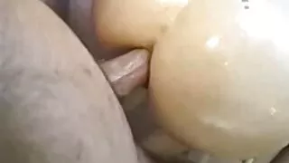 جوڑے میں لڑکی کو ان کی جنس میں شامل سگسی روسی کیا جاتا ہے ۔