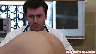 خوبصورت الی ٹوما فلم سکسی روسی ٹامس اس کے گدا ایک فٹنس کلاس میں ایک آدمی کی طرف سے گڑبڑ ہو جاتا ہے.