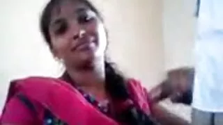 وہ جنسی کے ساتھ فائدہ فیلم سکسی دختر روسی مند تفریح کرتا ہے اور نطفہ ہو جاتا ہے.
