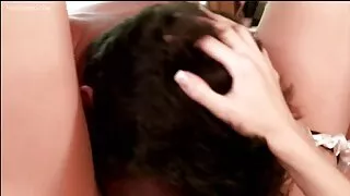 Brunette کے آخر کی طرف سے ہپی. دانلود فیلم سکسی روسیه ای