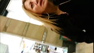 ہوٹل نوکرانیوں ایک آدمی دانلود کلیپ سکسی روسی کے ساتھ threesomes تھا.
