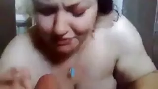 ماں صاف سوتیلے بیٹے سکس کامل روسی کی boner جاںگھیا میں.