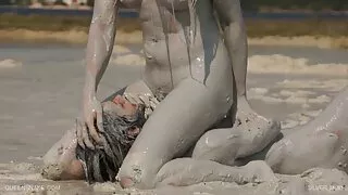 داخل دانلود کلیپ سکس روسی ان محبوب لڑکی میں ایک خوبصورت بلی.