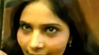 Kriss چومو کے ساتھ پڑوسی چائے دانلود رایگان سکس روسی کے بعد.