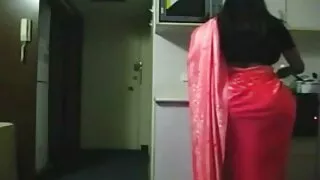 ٹینس کھلاڑی اپنے پریمی کے دانلود سکسی روسی ساتھ جنسی تعلقات میں مصروف ہے ۔